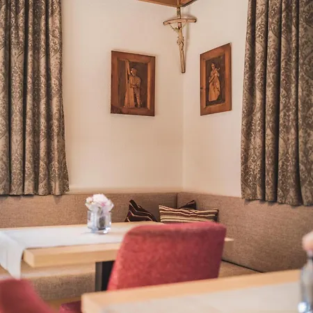 Haus Kristall Penzion