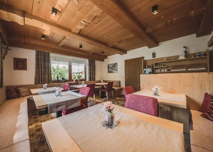 Pensionat Haus Kristall 3*