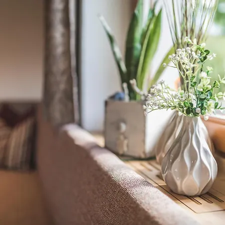 Haus Kristall Pensión Uderns