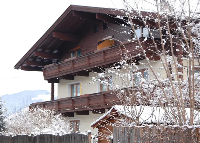 Guest house Haus Kristall Uderns