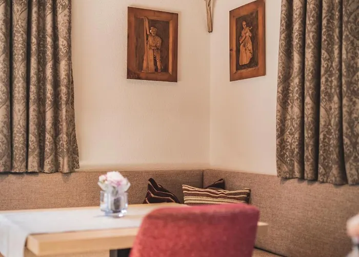 Haus Kristall Guest house