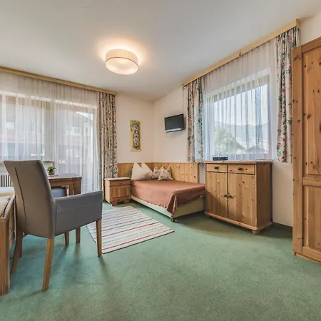 Affittacamere Haus Kristall Uderns